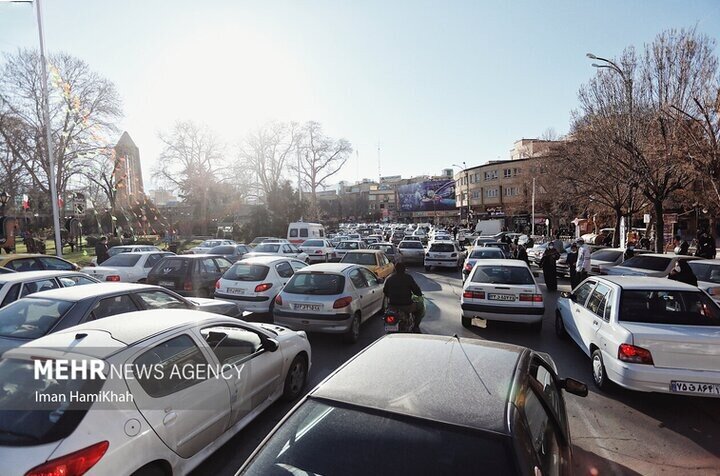 شورای رقابت در ۹ مرداد ۱۴۰۵ درباره تفاوت قراردادهای مشارکت در تولید با پیش‌فروش خودرو توضیح داد.