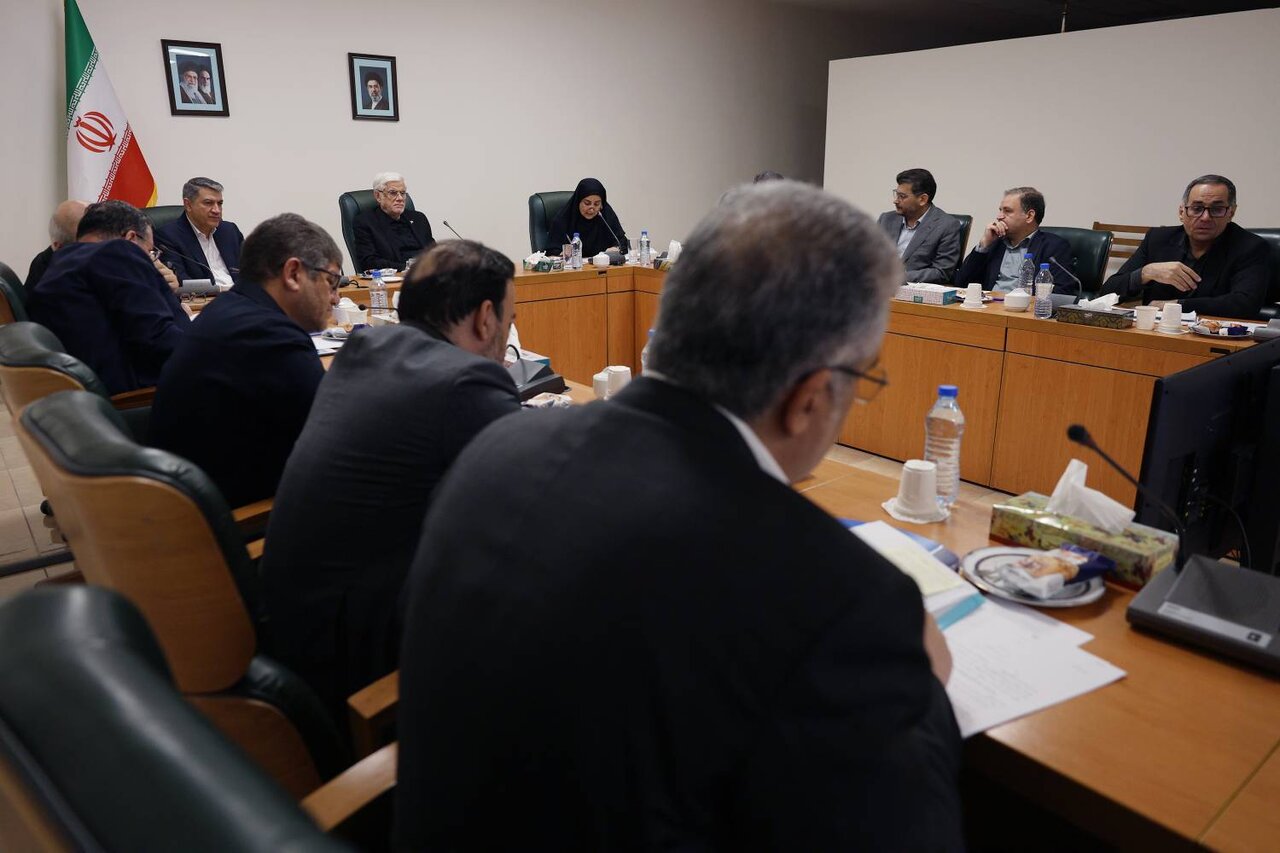 جلسه ستاد ملی گذر به ریاست محمدرضا عارف، شنبه ۱۰ مرداد ۱۴۰۵
