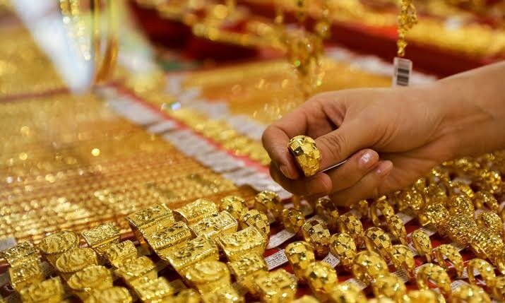 Tehran's gold and coin market; the small denomination premium examined on 2 August 2026.
