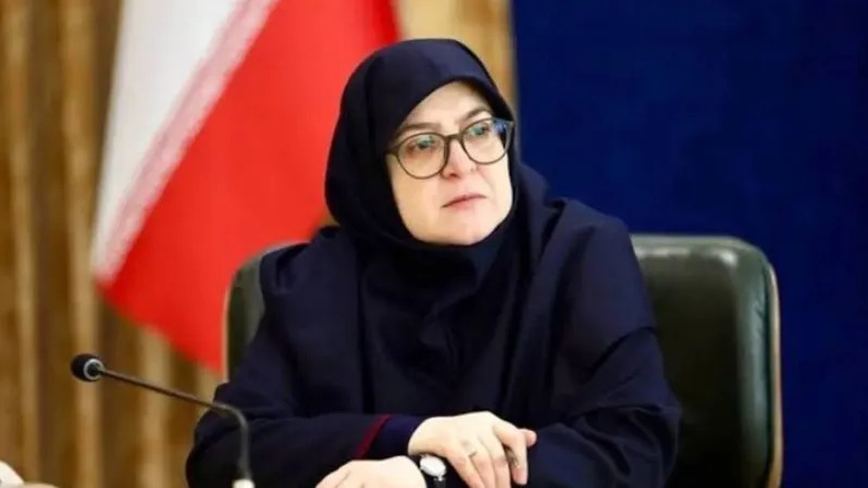 جایگاه عرضه بنزین؛ سخنگوی دولت در ۱۱ مرداد ۱۴۰۵ کاهش سهمیه ۳۰۰۰ تومانی به ۵۰ لیتر را تأیید کرد.