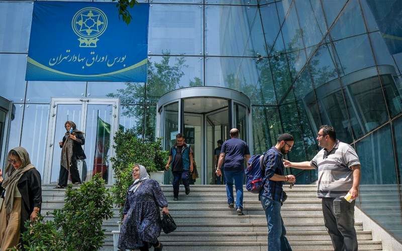 Tehran Stock Exchange trading floor, archival photo (Source: Donya-e-Eqtesad)